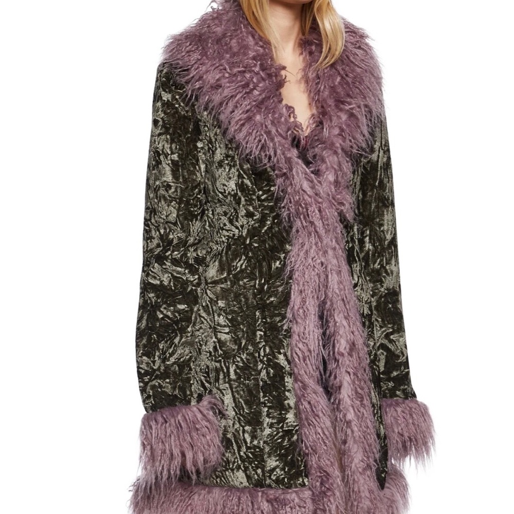 Dolls Kill Olive Velvet Coat with Lavender Faux Fur Trim - Picture 3 of 9